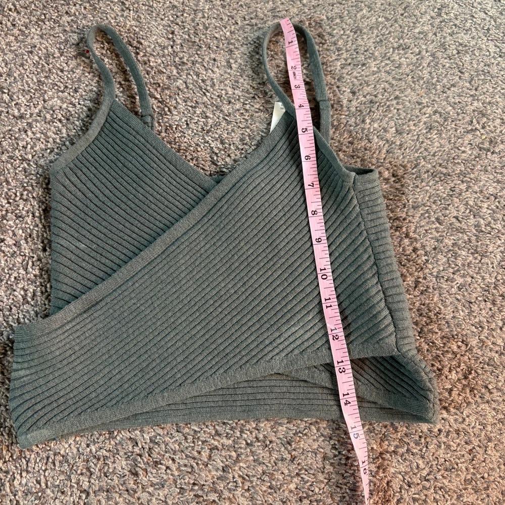 Aerie Ribbed Wrap Tank Top Women Size S Green Surplice Cropped Cami Boho NWT - Picture 4 of 8